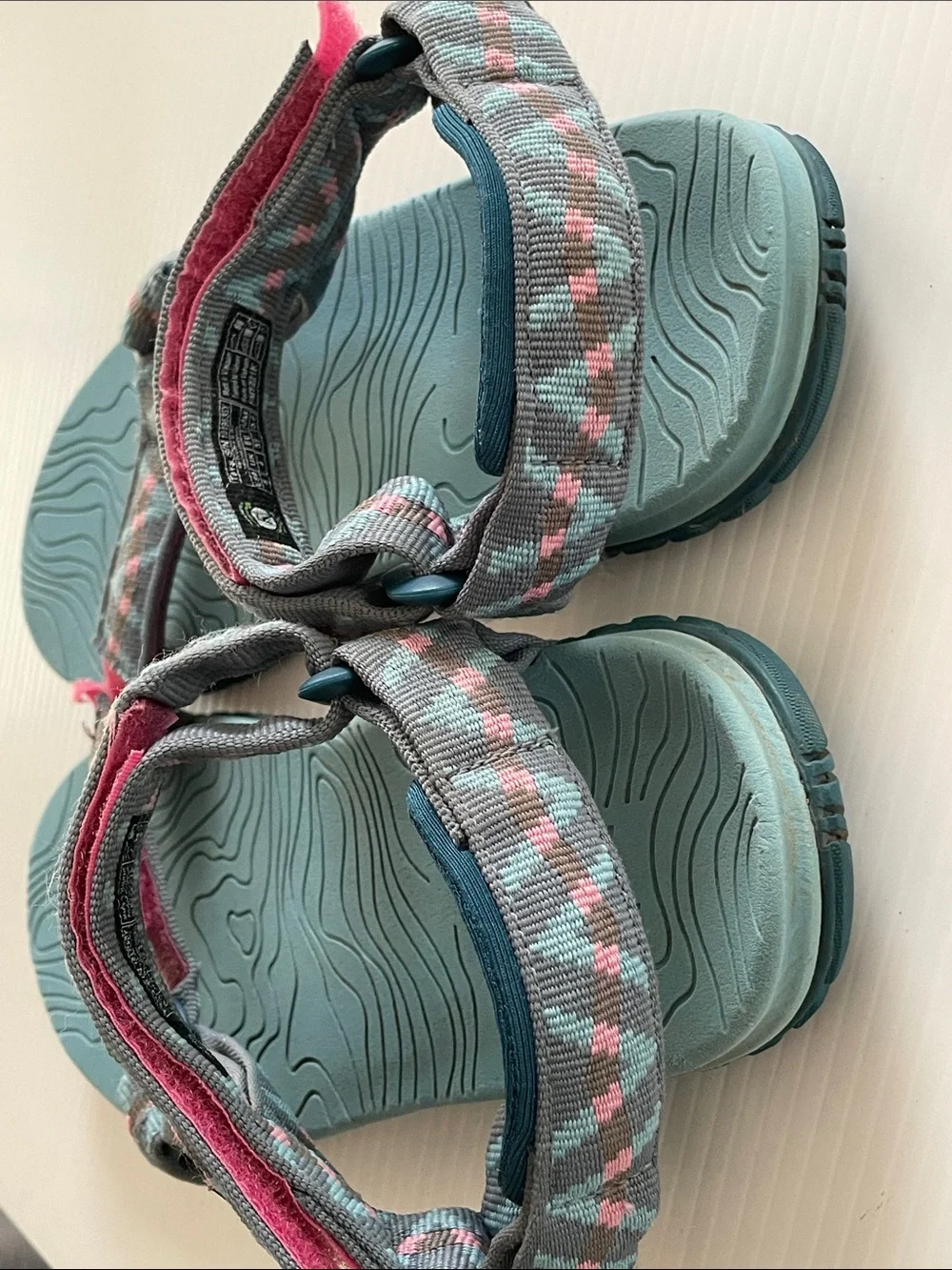 Teva Kids' Hurricane 3 Sandals in Teal and Pink Accent size: 5